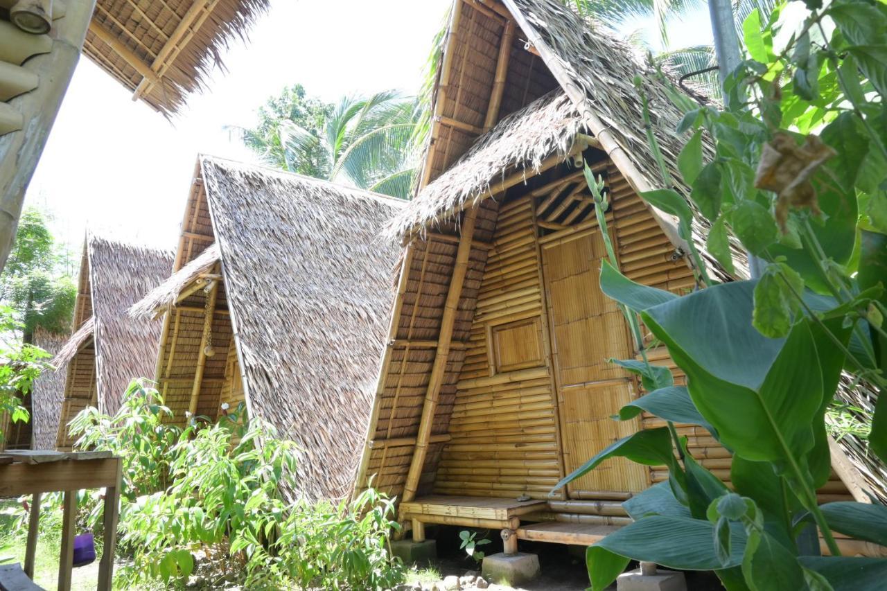 Mango Tree Eco-Hostel Dauin Exterior photo
